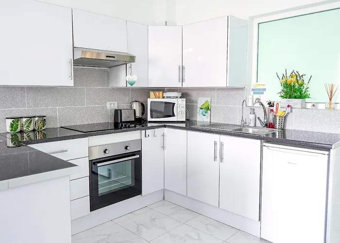 Gorgeous Diamantes *