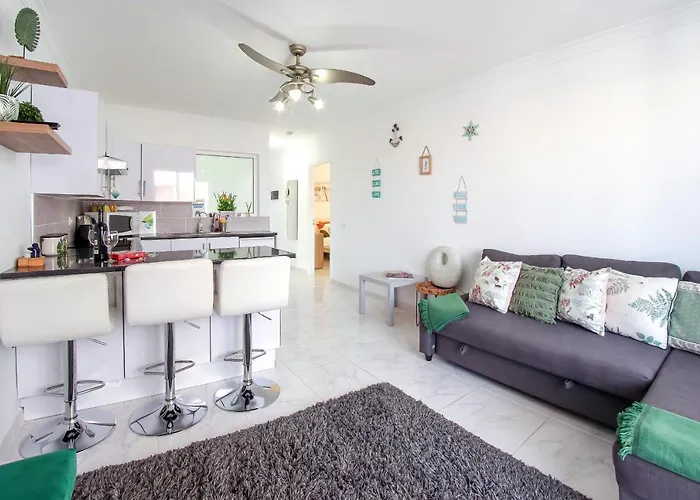 Gorgeous Diamantes *