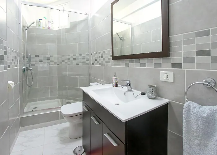 Daire Gorgeous Diamantes *